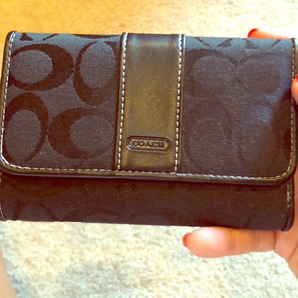 COACH wallet - BARELY USED!!!!